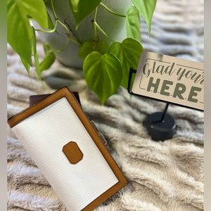 YSL VINTAGE/Rare/AUTHENTIC Yves Saint Laurent Sheek & elegant wallet purse❗️❤️🪷